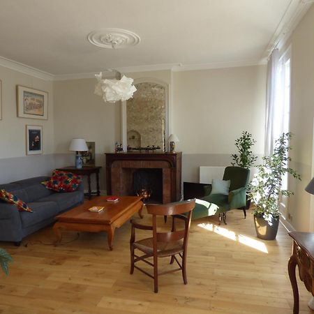 Roussy Nimes Romaine Exterior foto